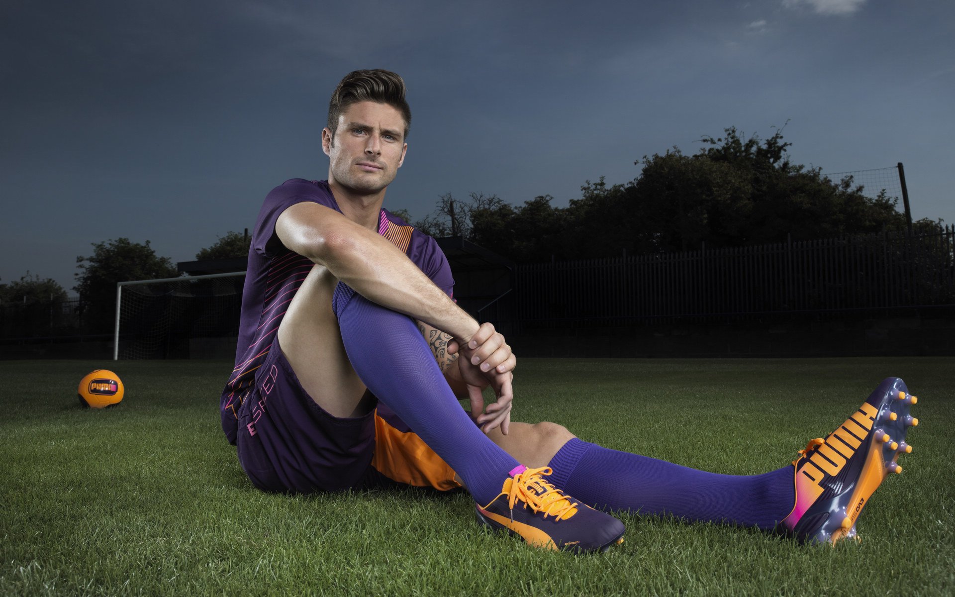 掘金多点开火轻取活塞，掘金活塞370分